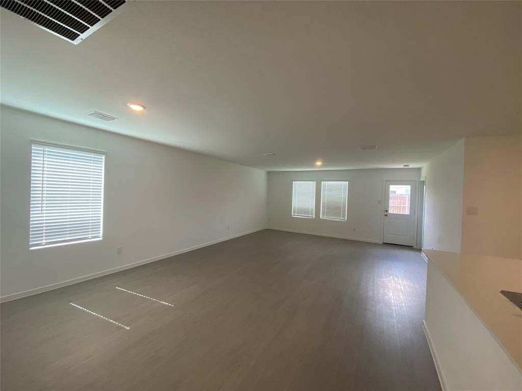 917 Shady Oaks Dr - Photo 4 of 17