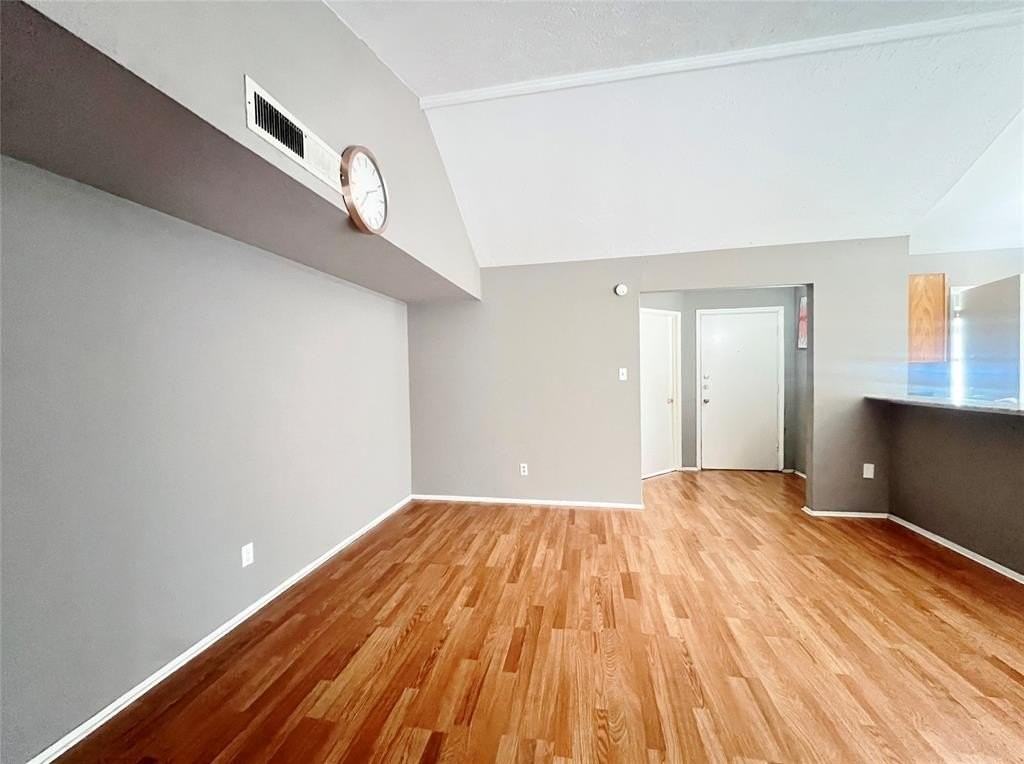 6011 Dooley Dr - Photo 2 of 10