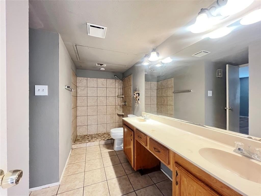 6011 Dooley Dr - Photo 6 of 10