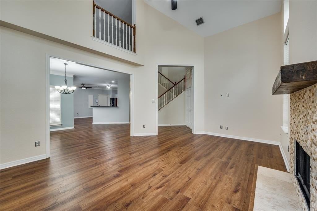 804 Santa Fe Trl - Photo 3 of 18