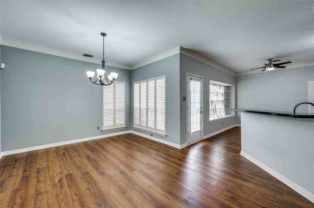 804 Santa Fe Trl - Photo 4 of 18