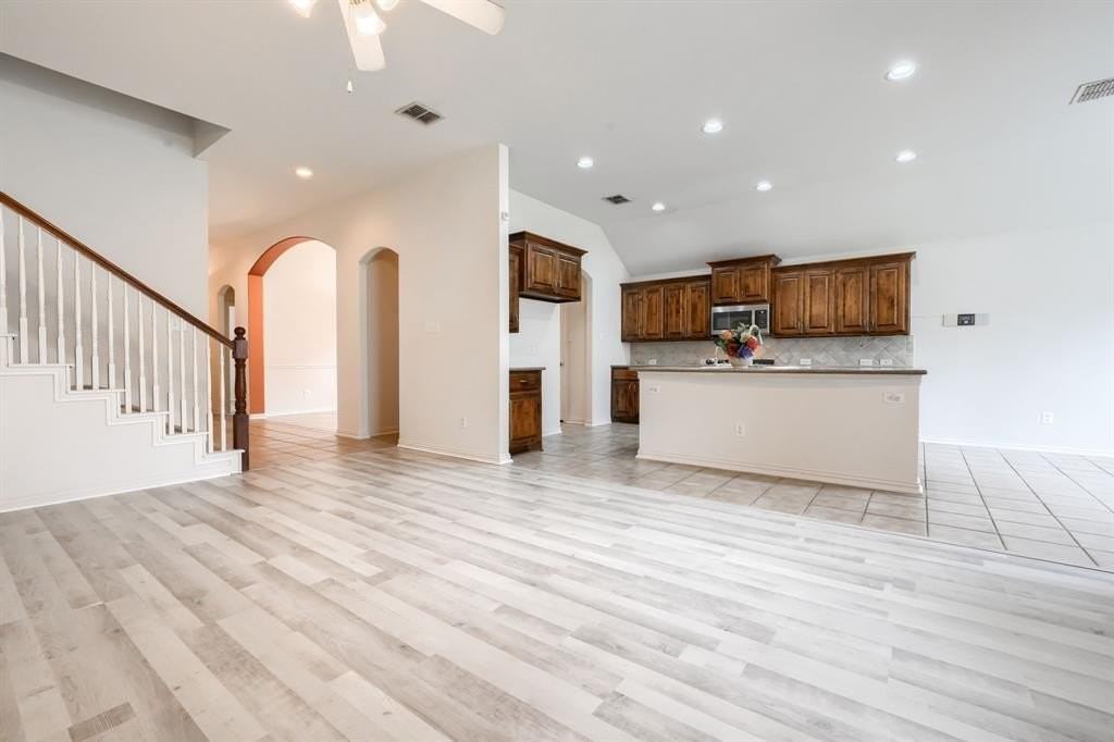 3036 Bella Vista Ln - Photo 6 of 31