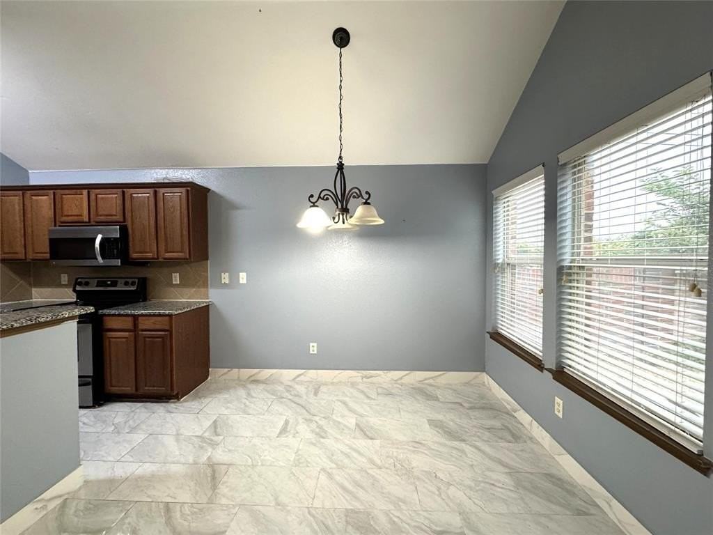 13624 Kaplan Ct - Photo 7 of 23