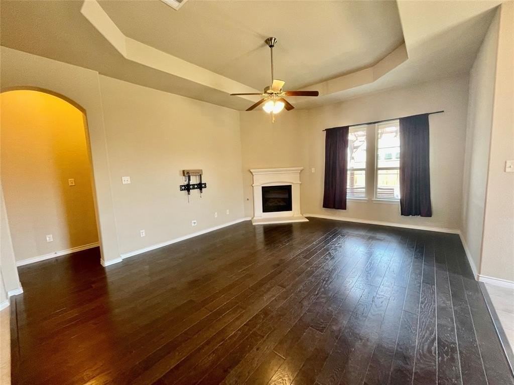 543 Haven Dr - Photo 4 of 17