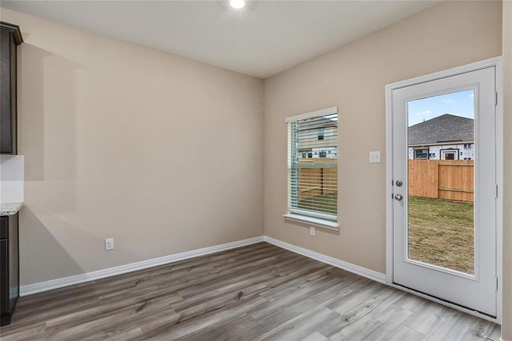 290 Moonstone Way - Photo 6 of 26
