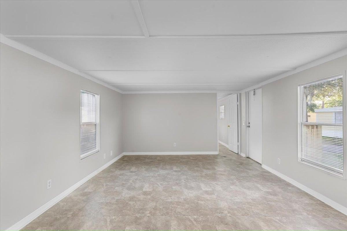 10166 103rd St #7 - Photo 5 of 19