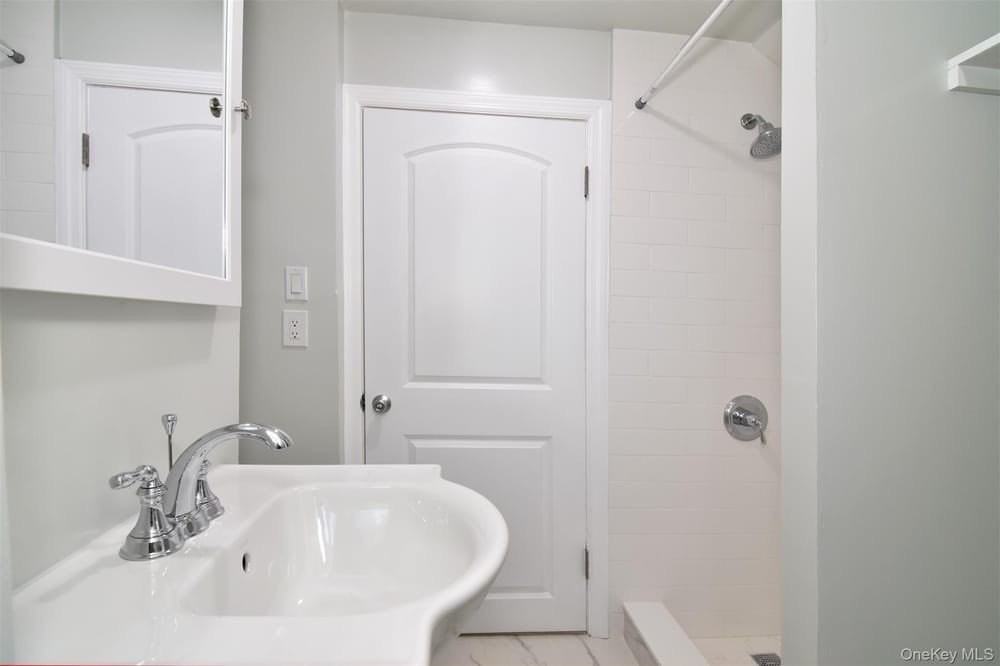 19 Primrose Ave #3 - Photo 4 of 6