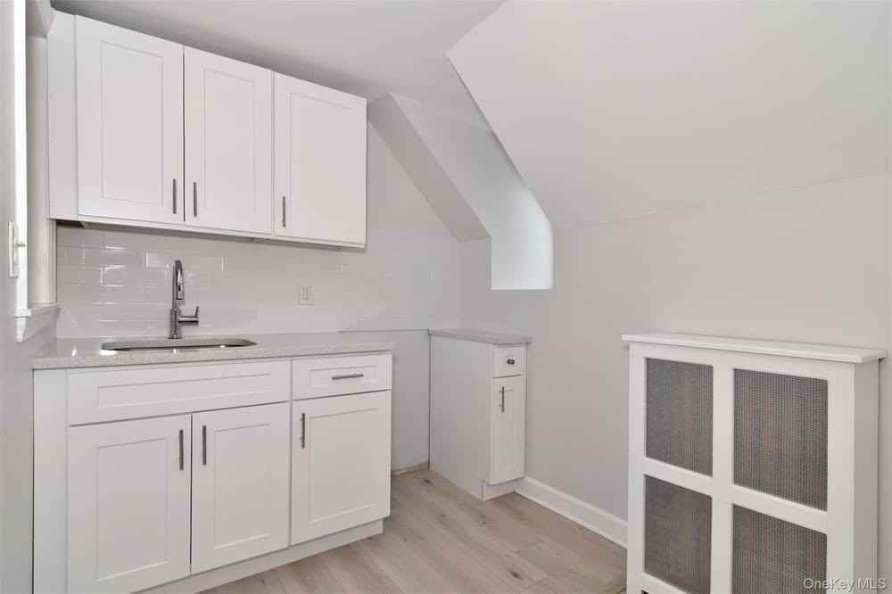 19 Primrose Ave #3 - Photo 6 of 6