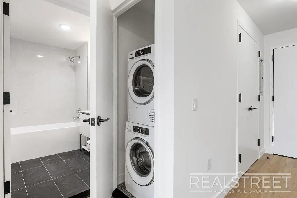 3510 Glenwood Rd #5A - Photo 7 of 14
