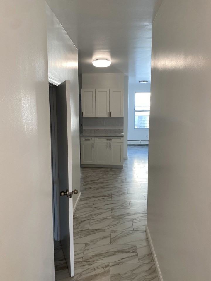 155 Lake Ave #1 - Photo 3 of 10
