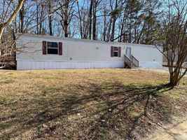 featured image of 143 Yarbro Rd #2