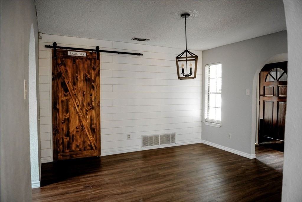5110 San Antonio Ave - Photo 3 of 12