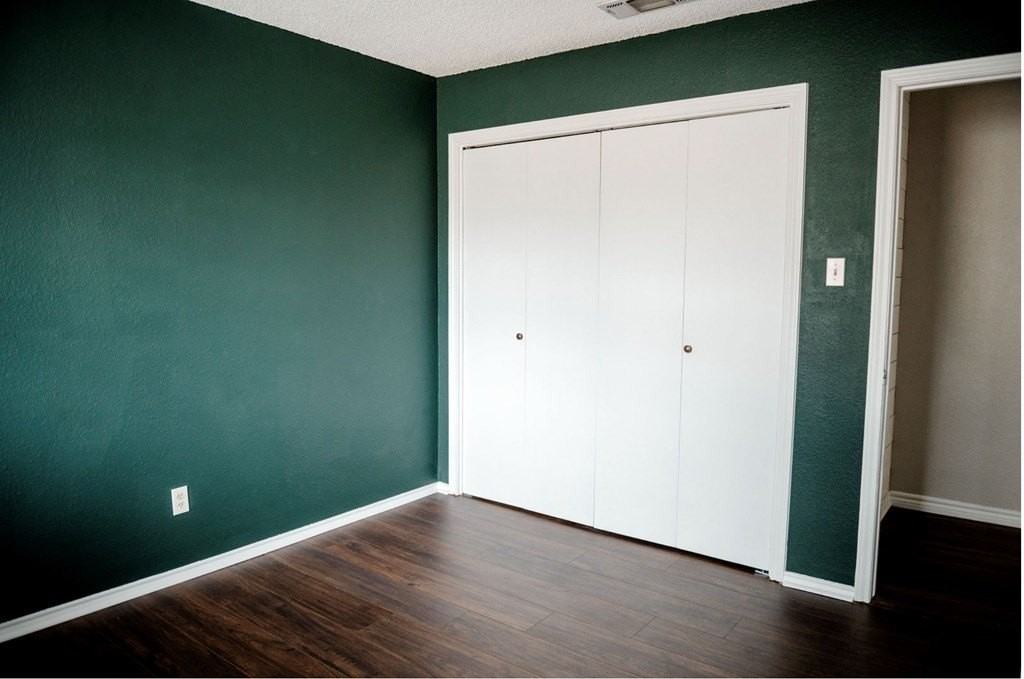 5110 San Antonio Ave - Photo 6 of 12