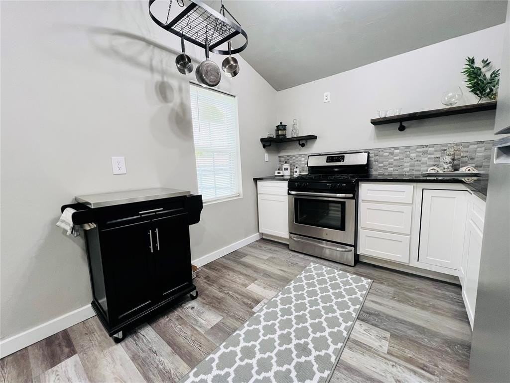 212 S 2nd St - Photo 2 of 18