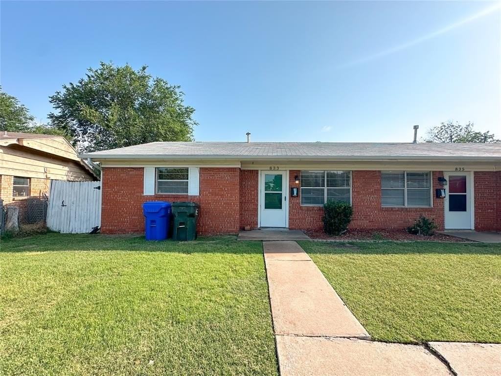 833 Owl St - Photo 2 of 14