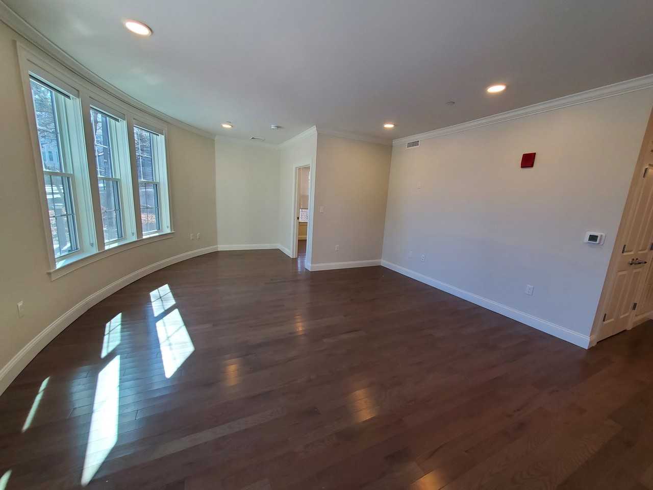 39 Herrick Rd #U103 - Photo 2 of 8