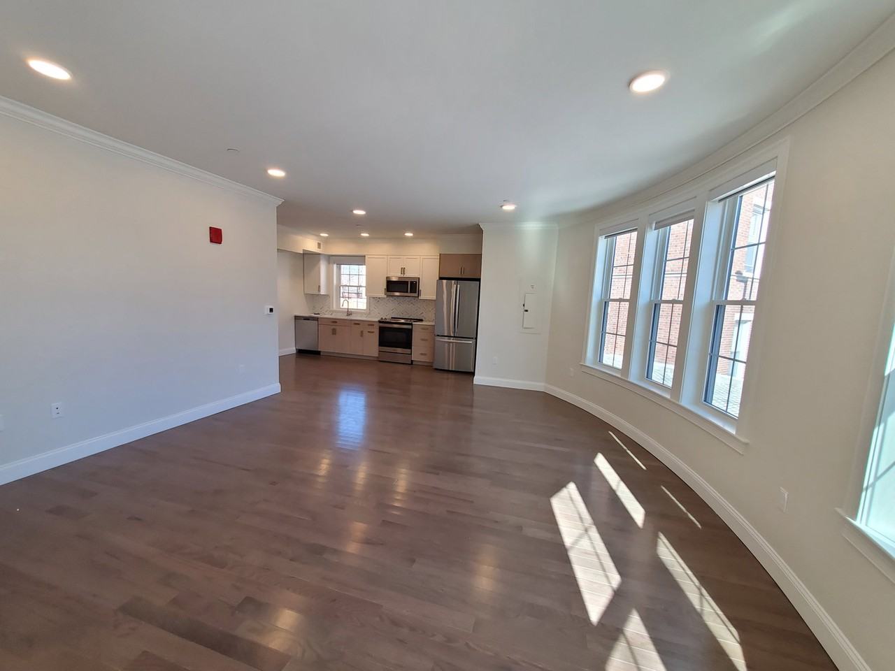 39 Herrick Rd #U103 - Photo 3 of 8