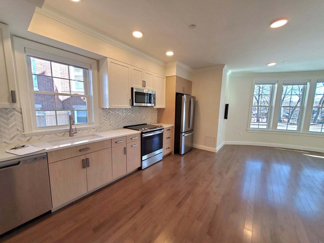 39 Herrick Rd #U103 - Photo 5 of 8