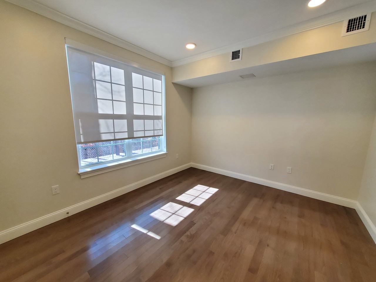39 Herrick Rd #U103 - Photo 7 of 8