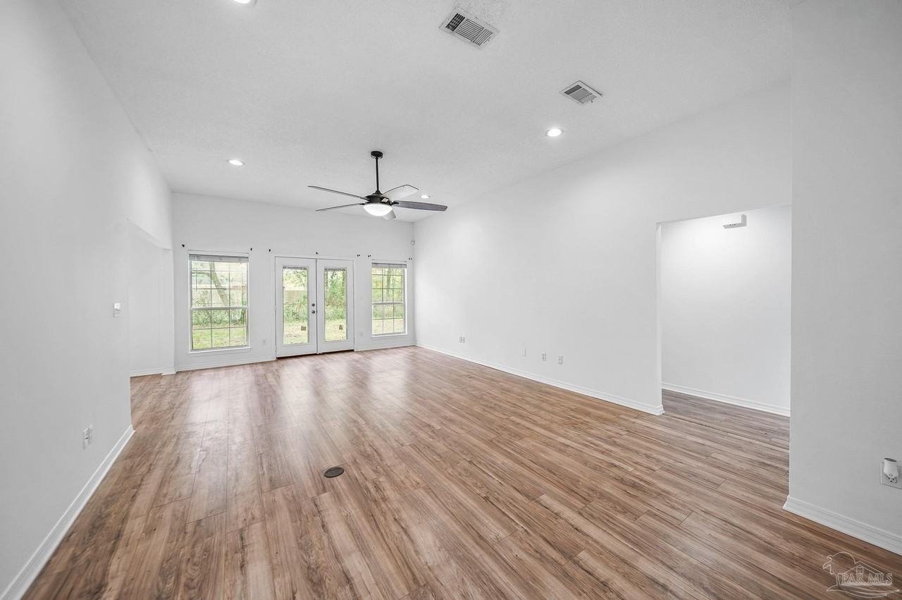 3313 Country Meadow Ln - Photo 2 of 30
