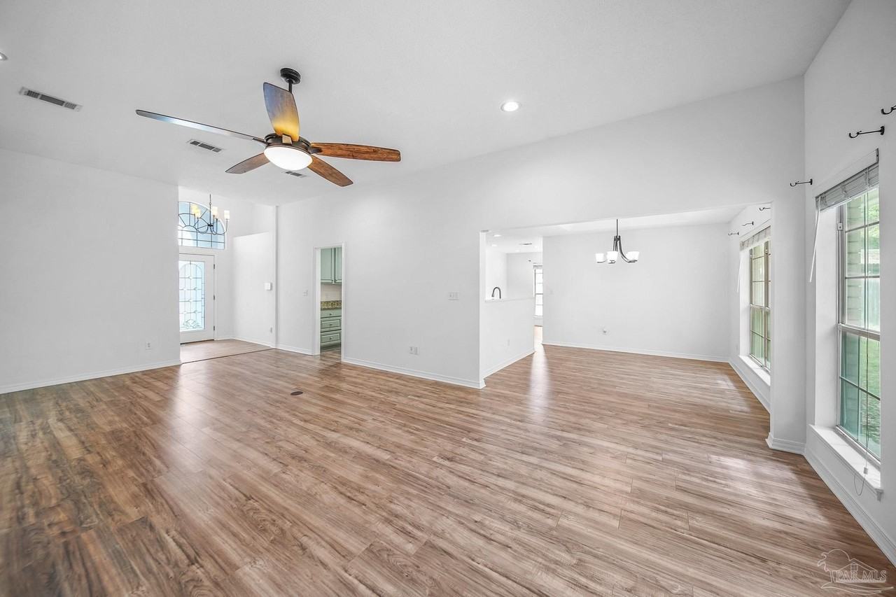 3313 Country Meadow Ln - Photo 4 of 30