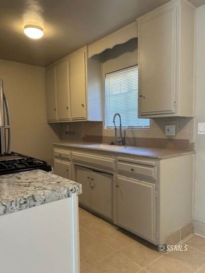 702 W Atkins Ave Apt A - Photo 7 of 11