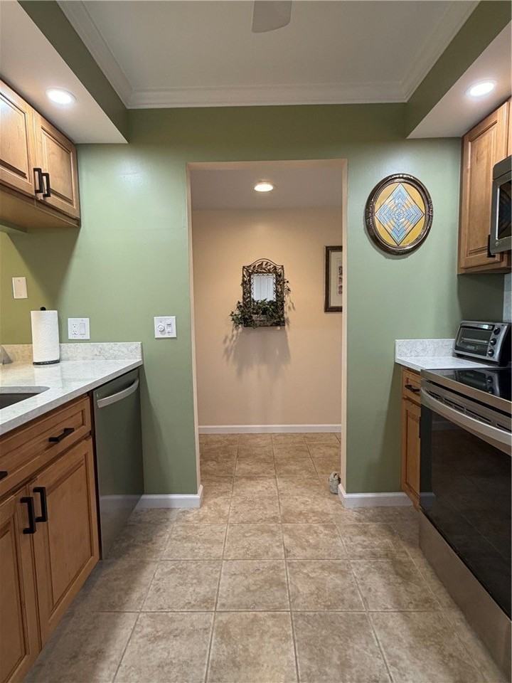 39 Plantation Dr #101 - Photo 4 of 36