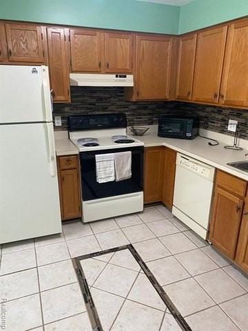 420 Baldwin Ave - Photo 4 of 10