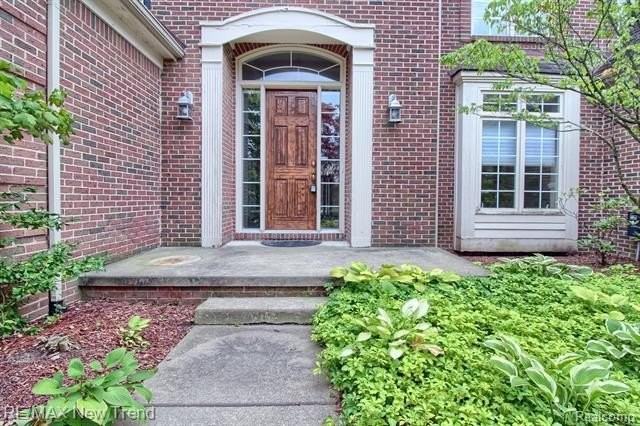 17173 Willow Ridge Ct - Photo 4 of 46