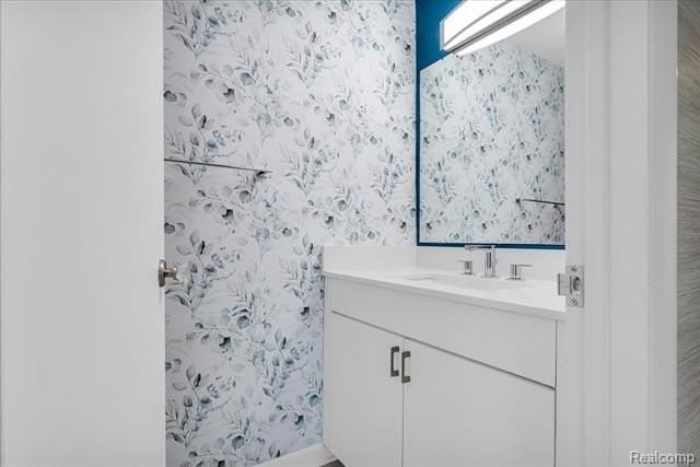1075 N Old Woodward Ave - Photo 3 of 30