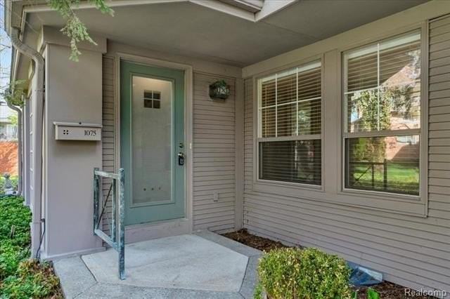 1075 N Old Woodward Ave - Photo 5 of 30