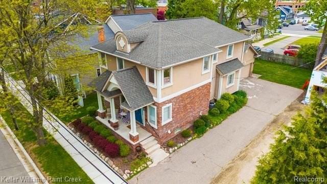418 Oak St - Photo 3 of 38