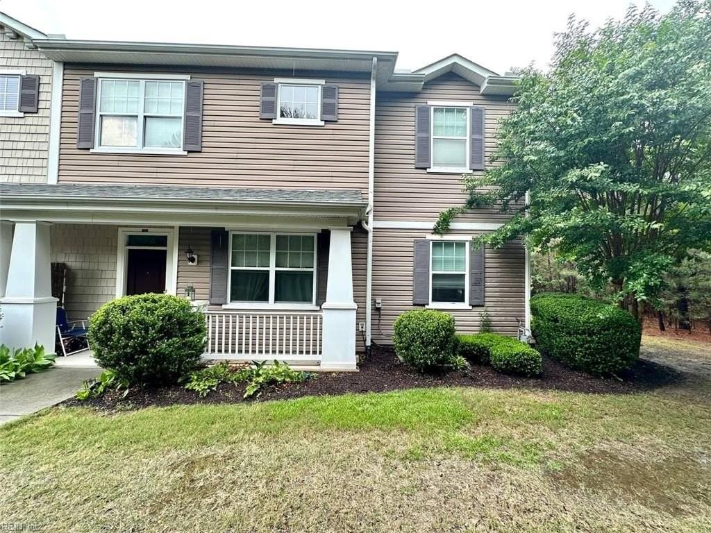 4329 Farringdon Way - Photo 2 of 27