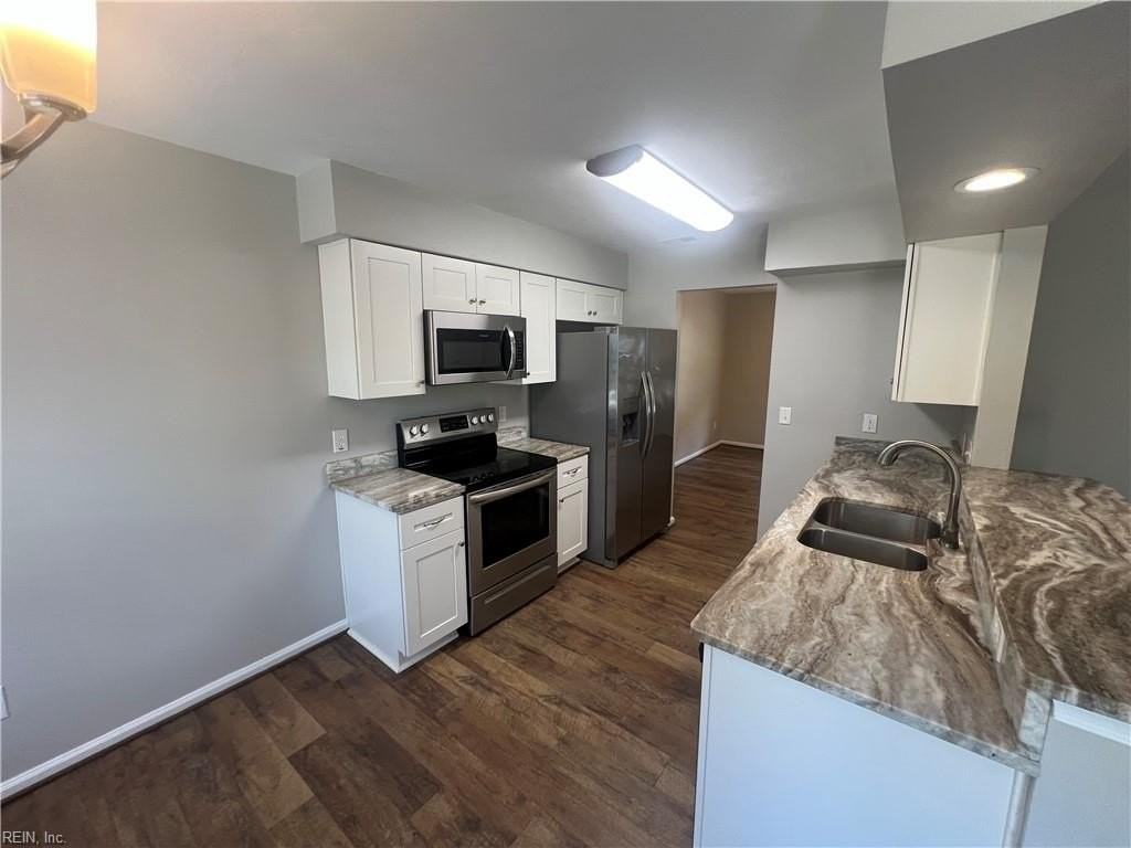 5018 Huntclub Chase - Photo 3 of 29