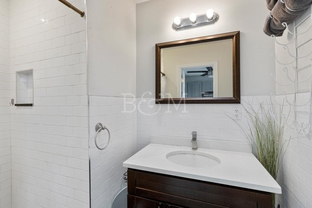 619 Union Ave #3 - Photo 5 of 8
