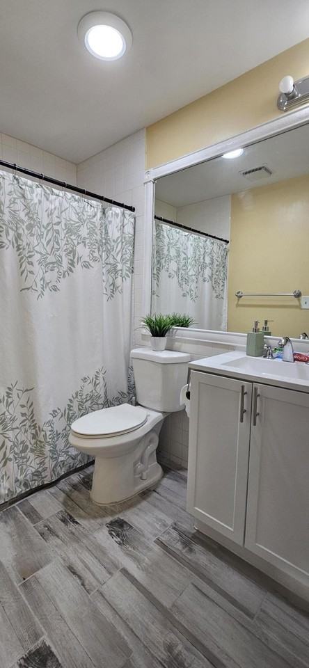 210 Sparrow Dr #4 - Photo 5 of 6