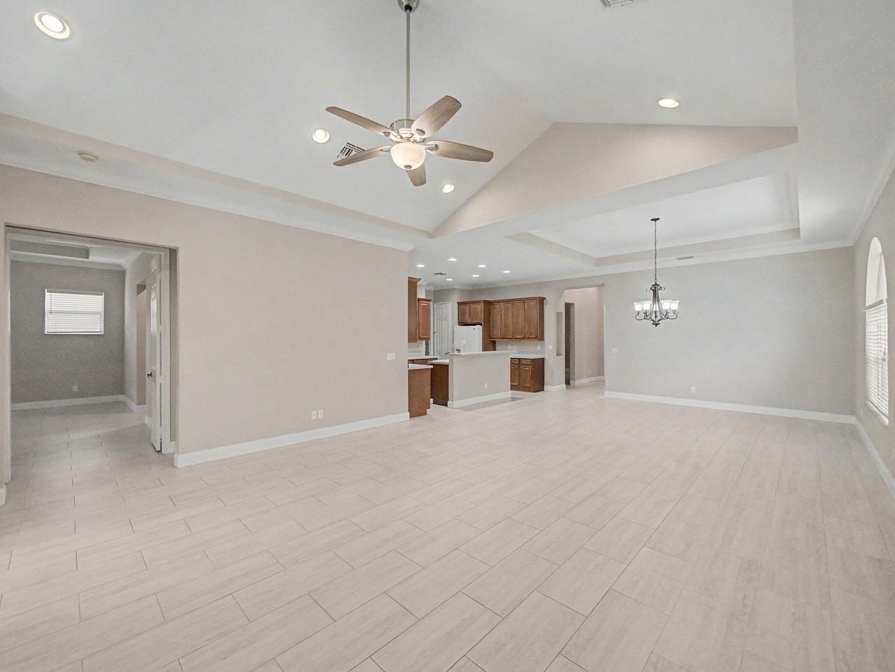9112 Short Chip Cir - Photo 4 of 18