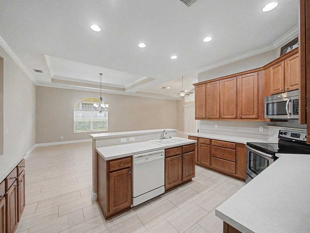 9112 Short Chip Cir - Photo 6 of 18