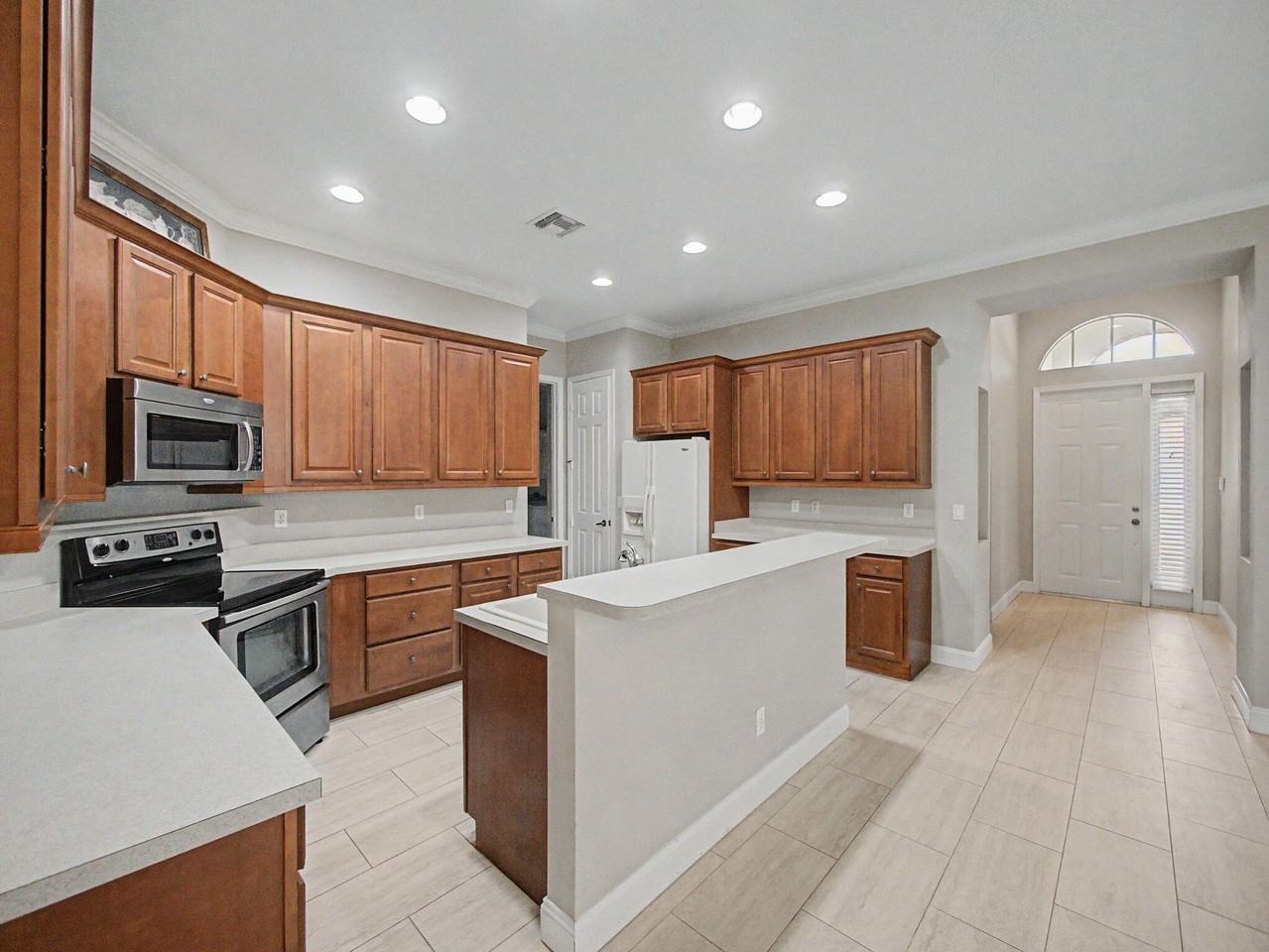 9112 Short Chip Cir - Photo 7 of 18