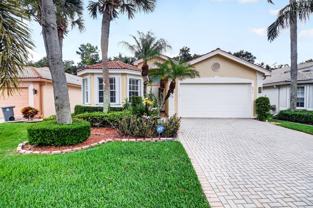 6812 Belmont Shore Dr - Photo 1 of 1
