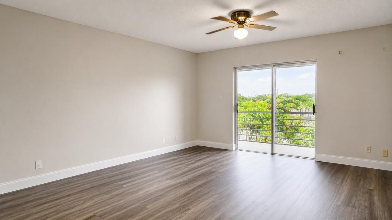 4880 Nw 22nd St #309 - Photo 2 of 18