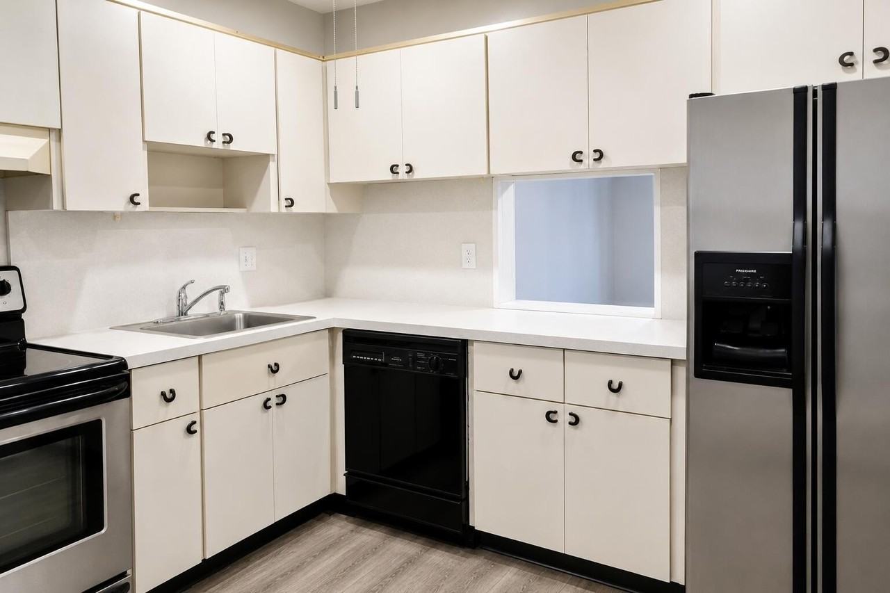 4880 Nw 22nd St #309 - Photo 6 of 18