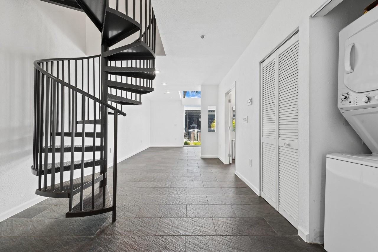 1490 Se 15th St #104 - Photo 7 of 16