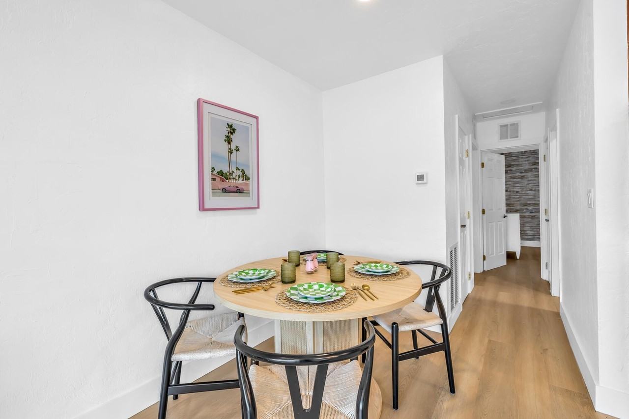 2412 Ne 4th St #W - Photo 7 of 18