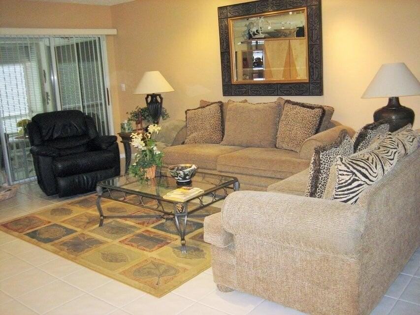 17256 Boca Club Blvd #1401 - Photo 2 of 21