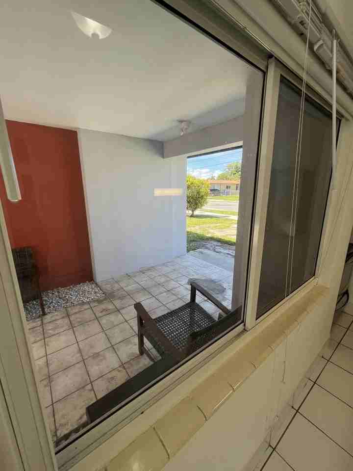 3132 Sw 25th St #3132 - Photo 6 of 12