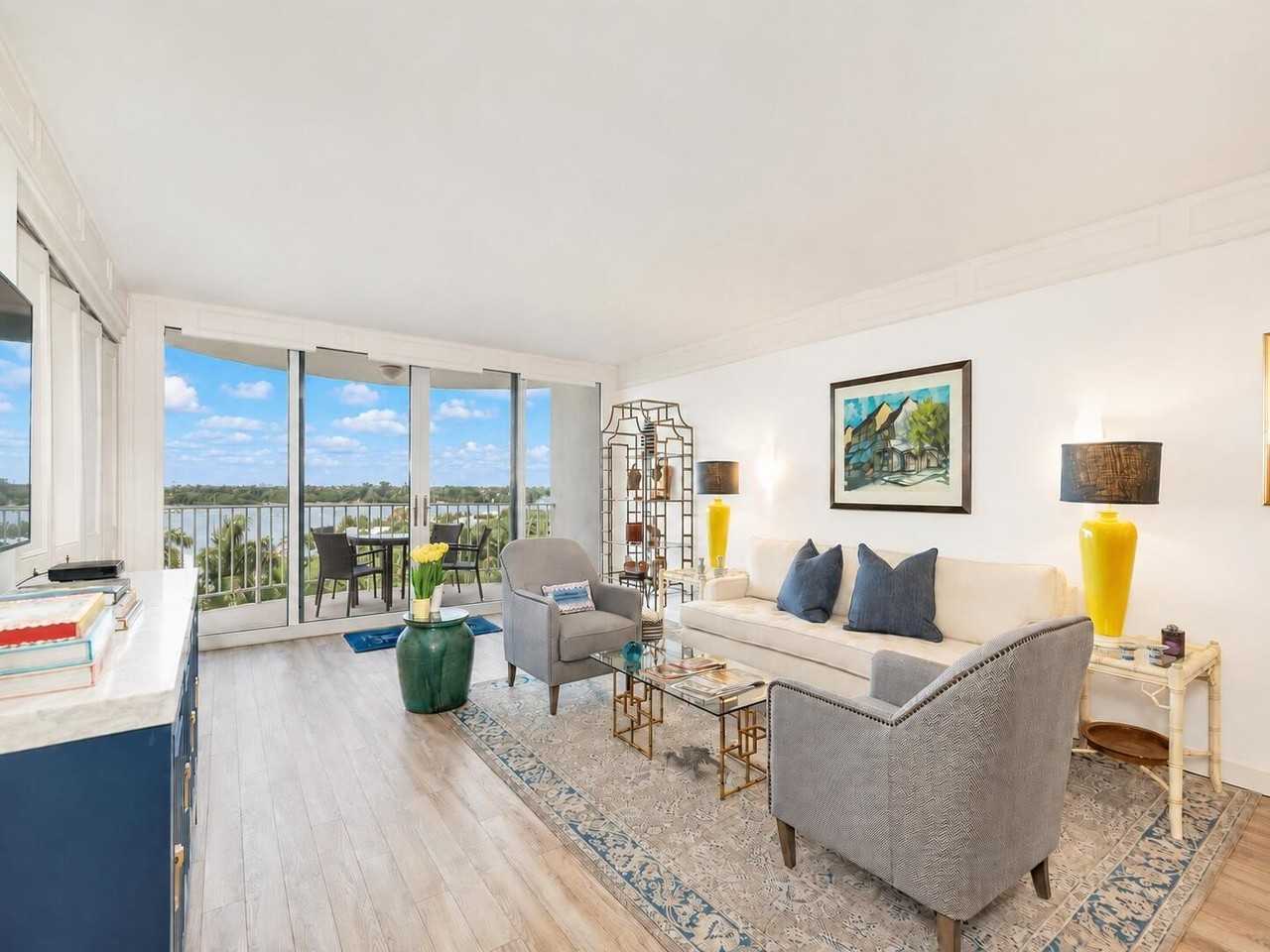 2295 S Ocean Blvd #715 - Photo 3 of 28