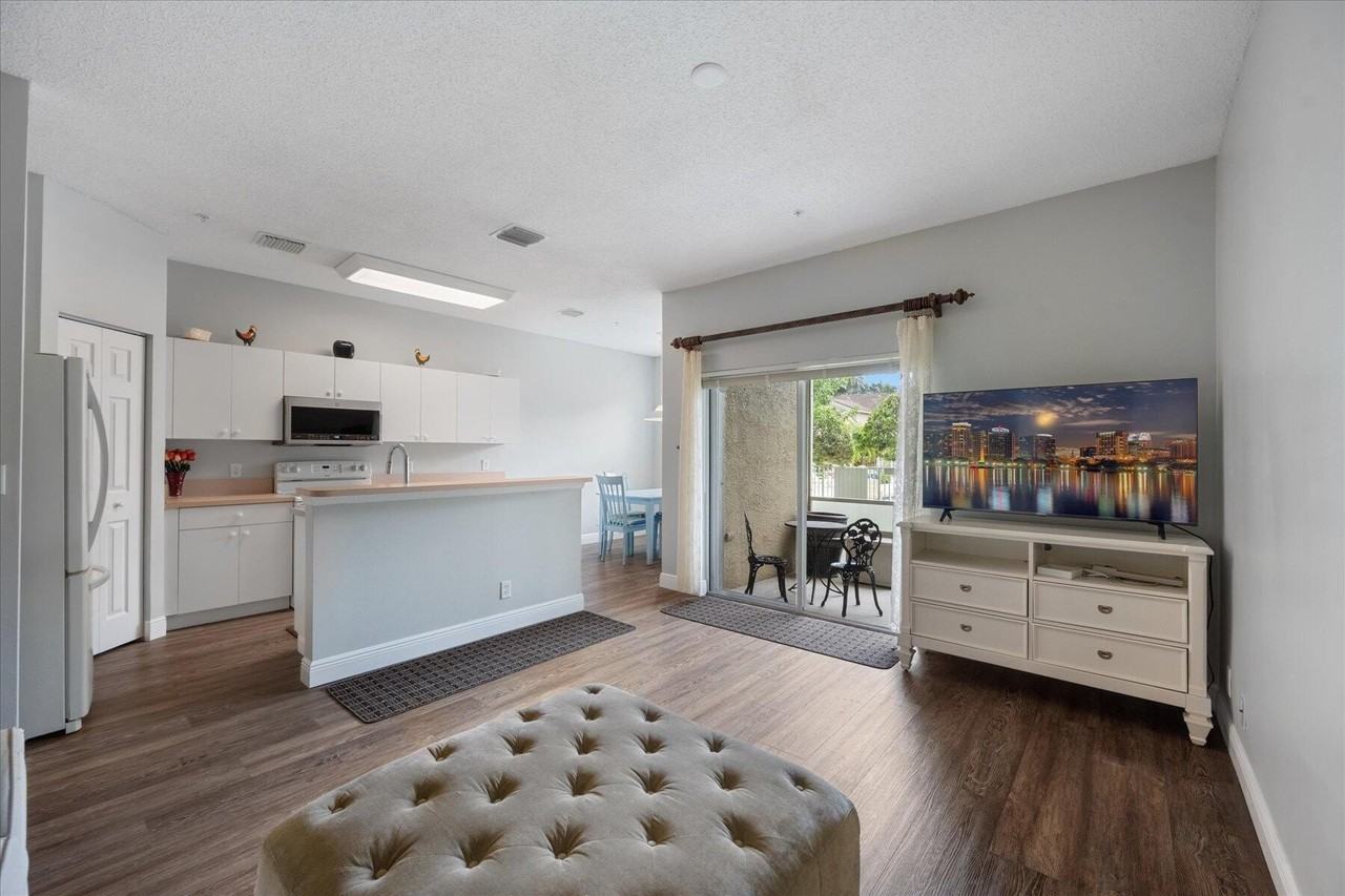112 Lighthouse Cir #G - Photo 7 of 27