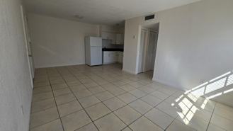 1290 Ne 142nd St #10 - Photo 1 of 1