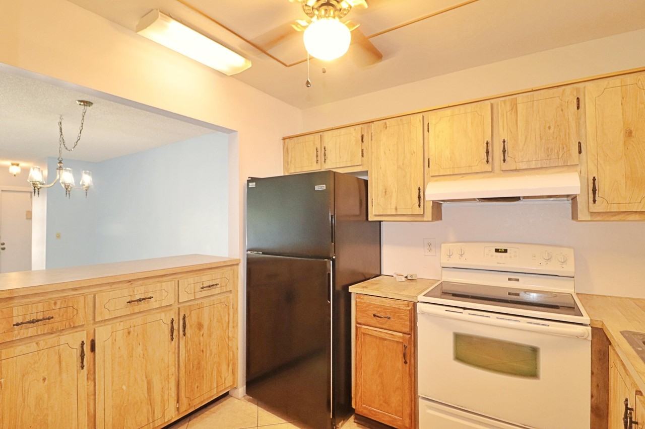 831 Timberview Dr #C - Photo 6 of 17